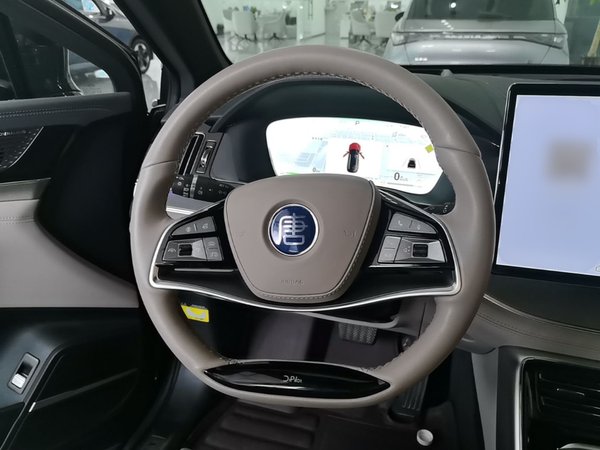 BYD Tang New Energy 2024, 26600 км, за 20153 USD - фото 14