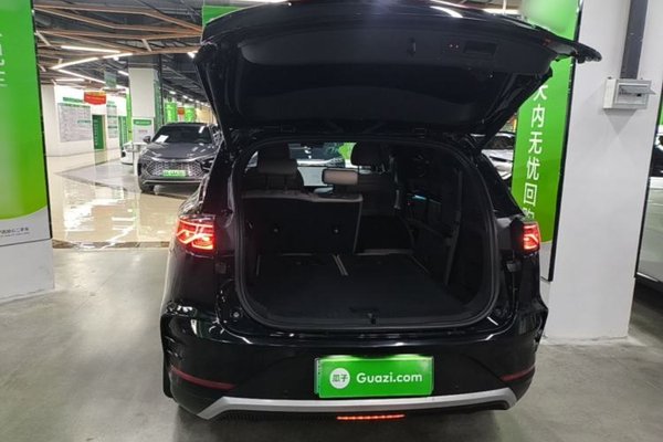 BYD Tang New Energy 2024, 46500 км, за 17896 USD - фото 27