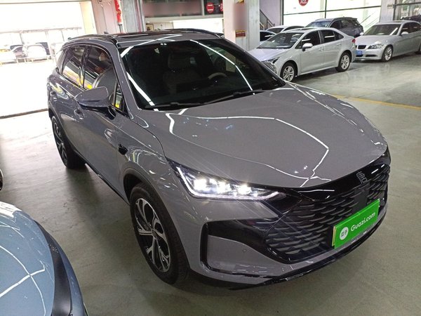 BYD Tang New Energy 2025, 5000 км, за 25091 USD