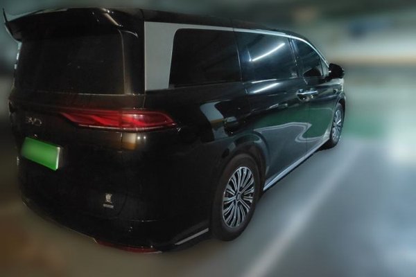 BYD Xia 2025, 10200 км, за 26592 USD - фото 6