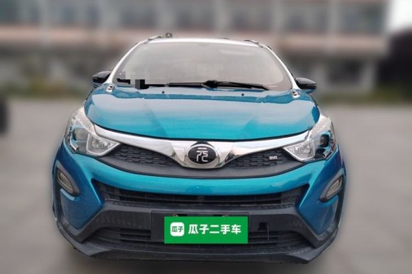 BYD Yuan 2016, 110600 км, за 2707 USD