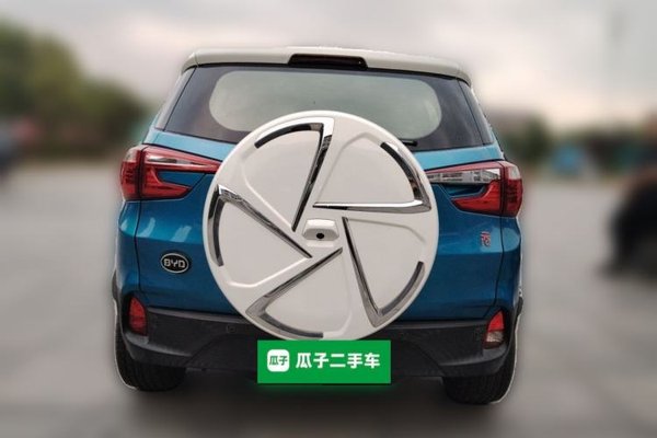 BYD Yuan 2016, 110600 км, за 2707 USD
