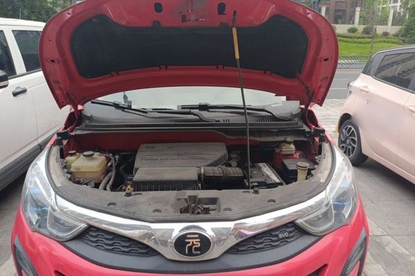 BYD Yuan 2016, 99300 км, за 2850 USD - фото 21