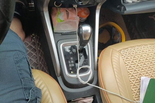 BYD Yuan 2016, 99300 км, за 2850 USD - фото 14