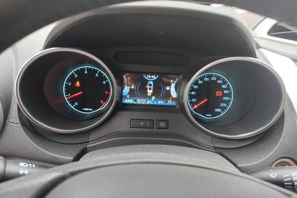 BYD Yuan 2016, 99300 км, за 2850 USD - фото 11