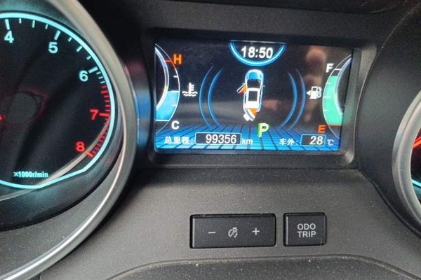 BYD Yuan 2016, 99300 км, за 2850 USD - фото 12
