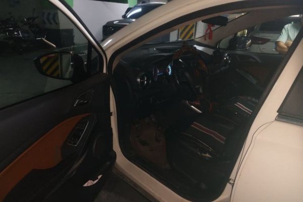 BYD Yuan 2016, 141200 км, за 2479 USD - фото 16