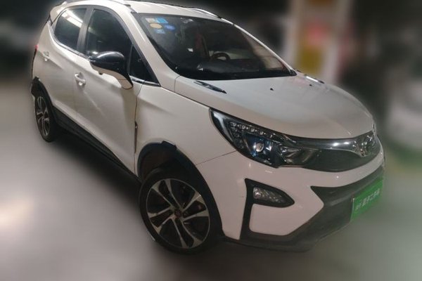 BYD Yuan 2016, 141200 км, за 2479 USD