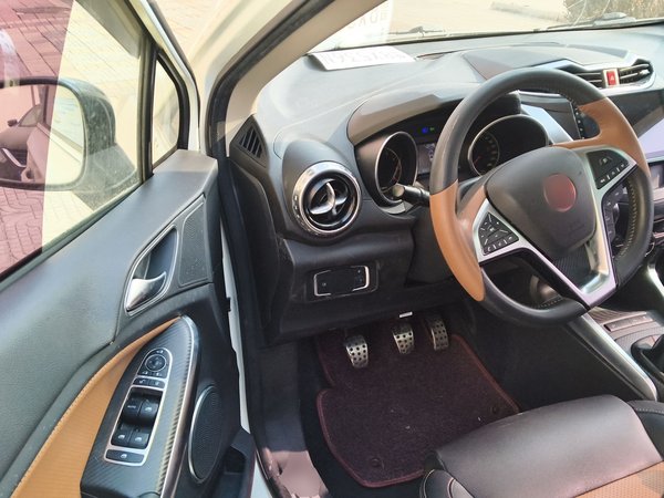 BYD Yuan 2016, 86600 км, за 4510 USD - фото 19