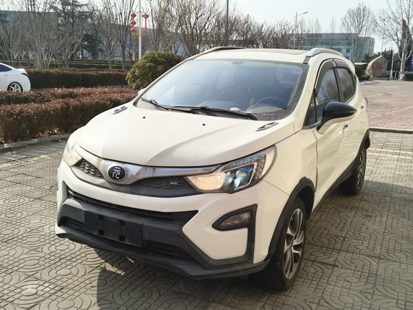 BYD Yuan · 2016 год