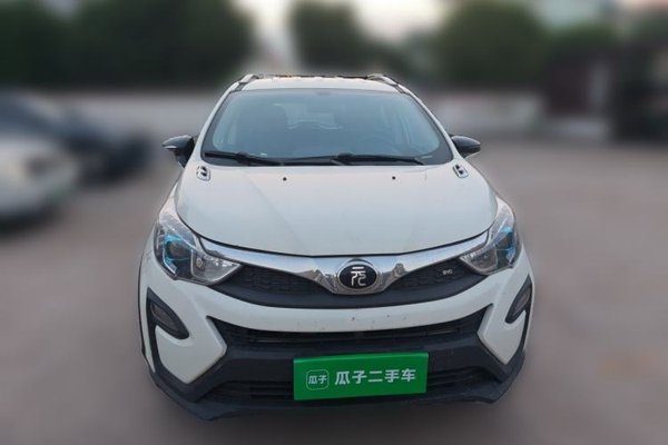 BYD Yuan 2016, 88100 км, за 3783 USD