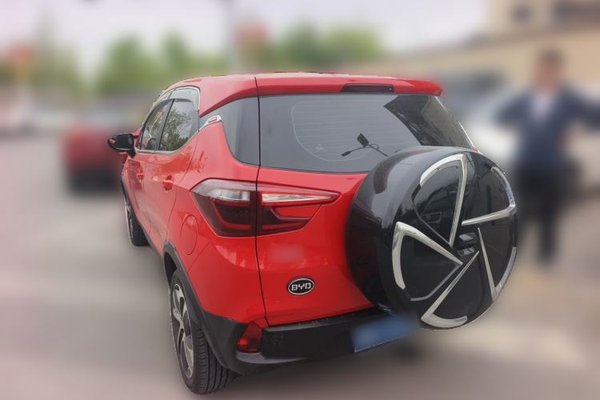 BYD Yuan 2017, 63600 км, за 3567 USD
