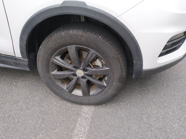 BYD Yuan New Energy 2018, 88500 км, за 6211 USD