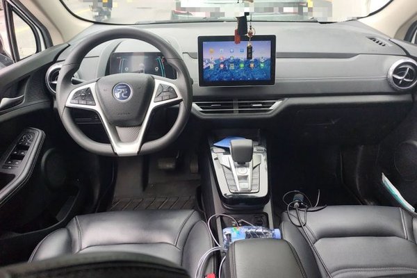 BYD Yuan New Energy 2019, 72400 км, за 7540 USD - фото 9
