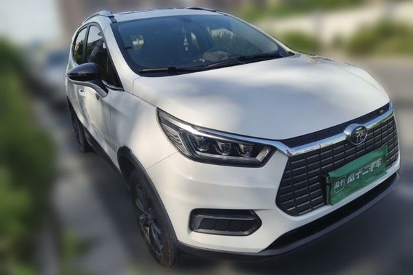 BYD Yuan New Energy 2019, 75600 км, за 6156 USD