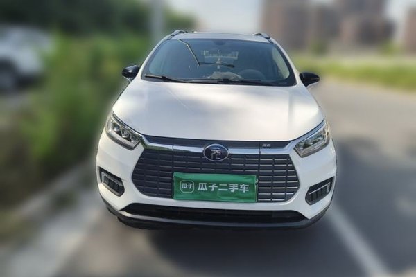 BYD Yuan New Energy 2019, 75600 км, за 6156 USD