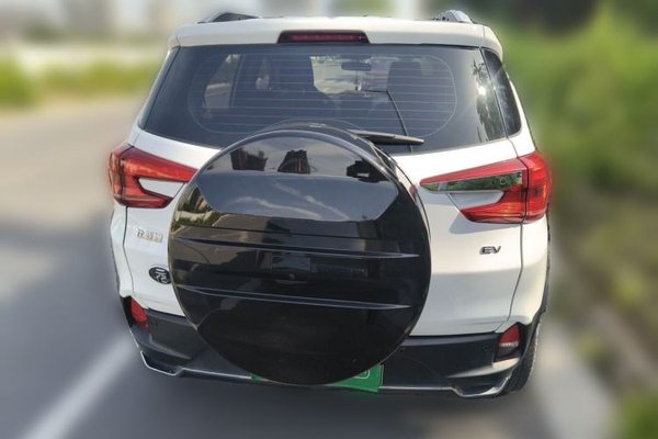 BYD Yuan New Energy 2019, 75600 км, за 6156 USD