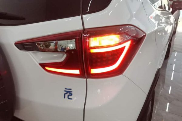 BYD Yuan New Energy 2019, 82500 км, за 6282 USD - фото 9