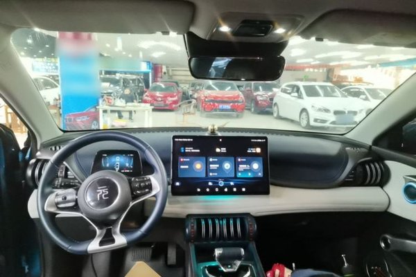 BYD Yuan PLUS 2022, 57500 км, за 13194 USD - фото 9