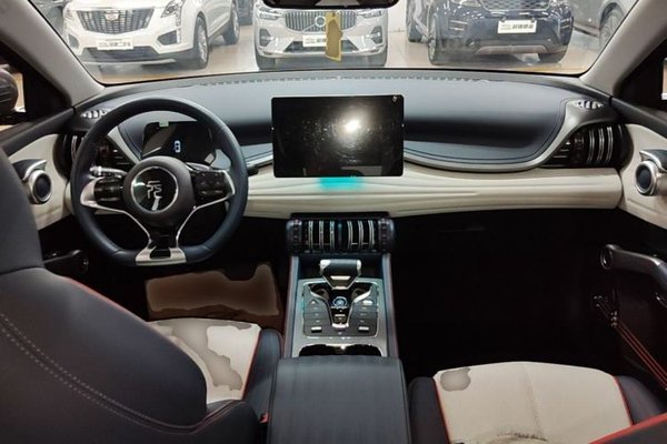 BYD Yuan PLUS 2022, 11100 км, за 14071 USD - фото 12