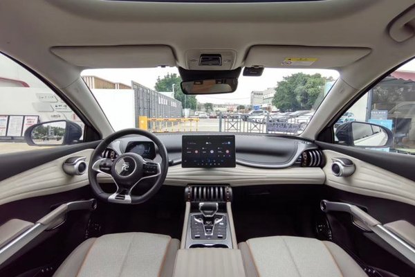 BYD Yuan PLUS 2024, 14100 км, за 13685 USD - фото 32
