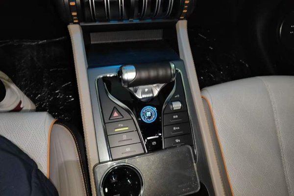 BYD Yuan PLUS 2024, 10400 км, за 15849 USD - фото 17