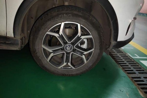 BYD Yuan Pro 2021, 23600 км, за 8562 USD