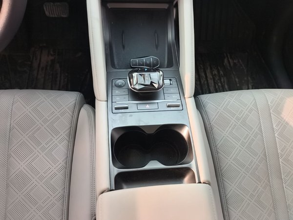 BYD Yuan UP 2024, 35900 км, за 11959 USD - фото 21