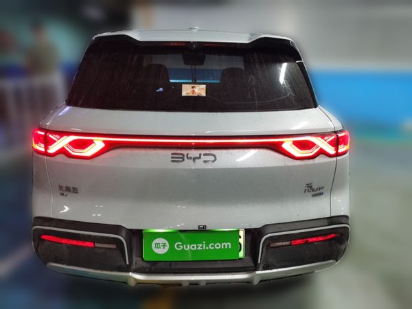 BYD Yuan UP 2025, 16500 км, за 13428 USD