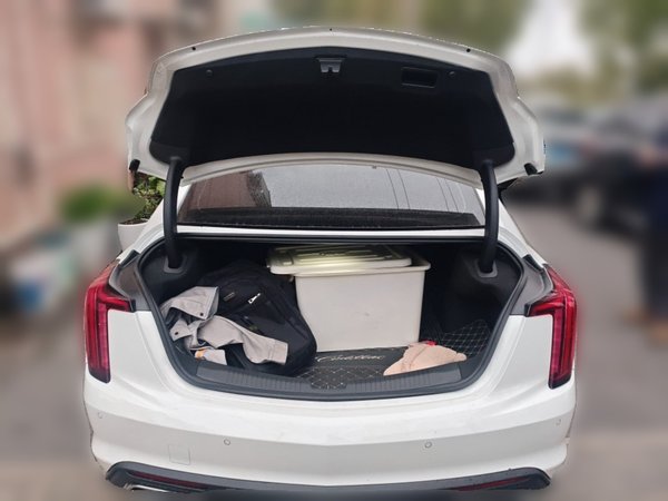 Cadillac CT5 2022, 56100 км, за 23762 USD - фото 14