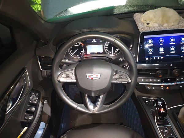 Cadillac CT5 2022, 56100 км, за 23762 USD - фото 11