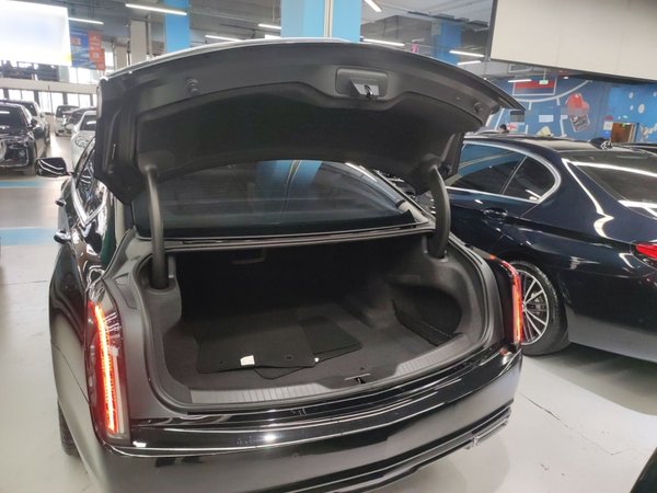 Cadillac CT6 2023, 4900 км, за 45403 USD - фото 21