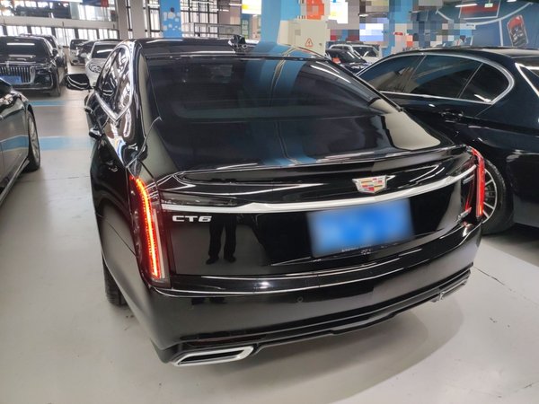 Cadillac CT6 2023, 4900 км, за 45403 USD