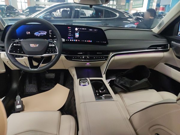 Cadillac CT6 2023, 4900 км, за 45403 USD - фото 12