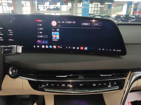 Cadillac CT6 2023, 4900 км, за 45403 USD - фото 15