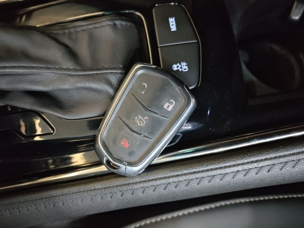 Cadillac ATS-L 2014, 59900 км, за 8767 USD