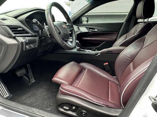 Cadillac CT4 2020, 36700 км, за 15797 USD - фото 31