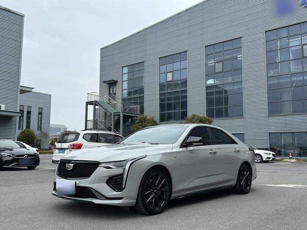 Cadillac CT4 · 2020 год