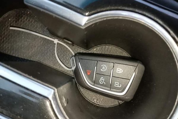 Cadillac CT4 2021, 83900 км, за 14114 USD - фото 23