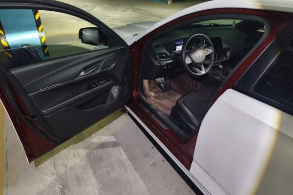 Cadillac CT4 2021, 70100 км, за 13137 USD - фото 16