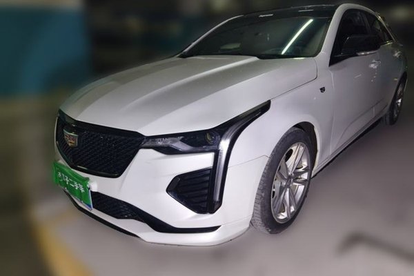 Cadillac CT4 · 2021 год