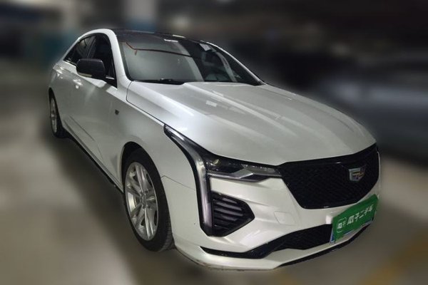 Cadillac CT4 2021, 70100 км, за 13137 USD