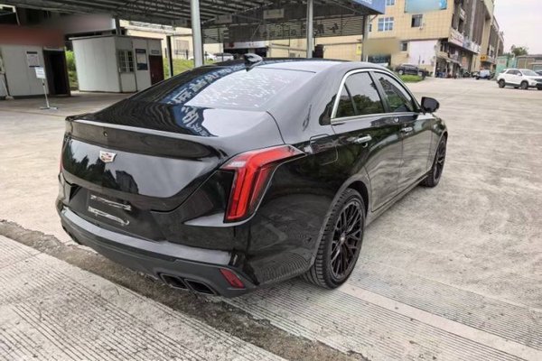 Cadillac CT4 2022, 31900 км, за 18115 USD - фото 6