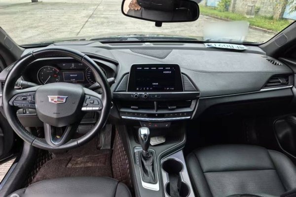 Cadillac CT4 2022, 31900 км, за 18115 USD - фото 11