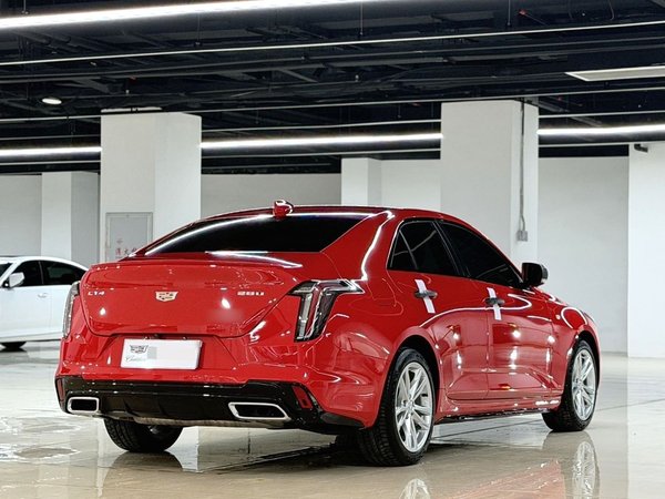 Cadillac CT4 2022, 23300 км, за 19664 USD - фото 7