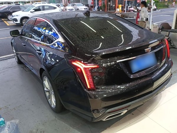 Cadillac CT5 2021, 35000 км, за 21389 USD