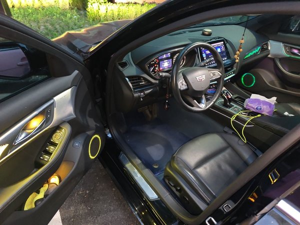 Cadillac CT5 2021, 71300 км, за 19144 USD - фото 17