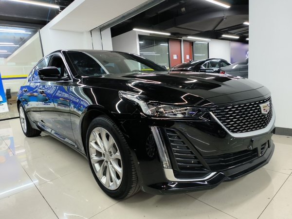 Cadillac CT5 2022, 25800 км, за 24659 USD