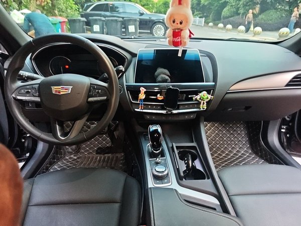 Cadillac CT5 2022, 33100 км, за 20417 USD - фото 10