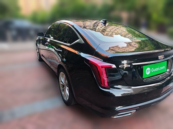 Cadillac CT5 2022, 33100 км, за 20417 USD